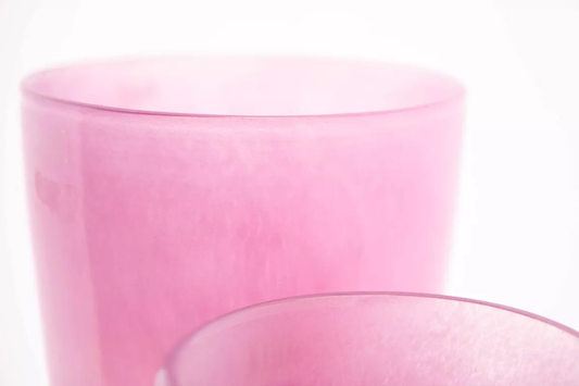 Lowlands Design pink glass flowervase, sleek design perfect for floral arrangements