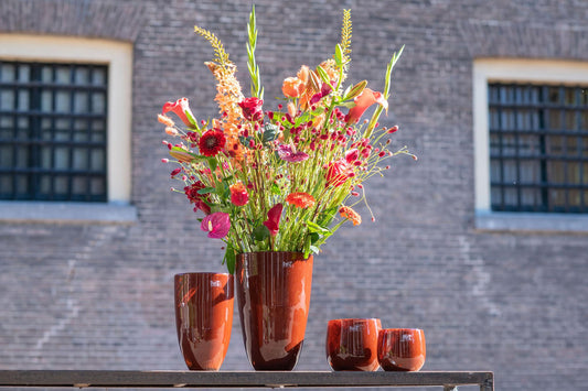 FLOWERVASE - CHESTNUT by DutZ