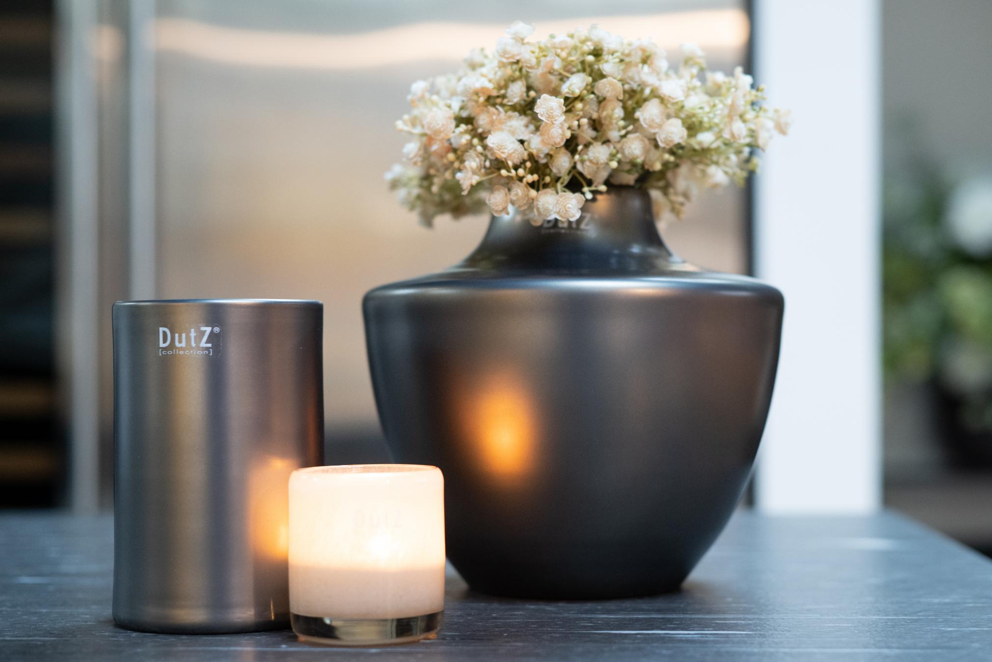 Elegant design vase from Lowlands Design with glass mouthblown dutz in a modern setting