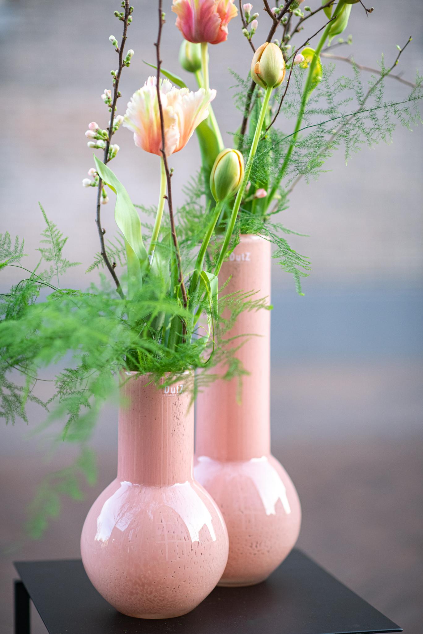 Two pink glass flowervases from Lowlands Design, stylish centrepiece with flowers for home decor
